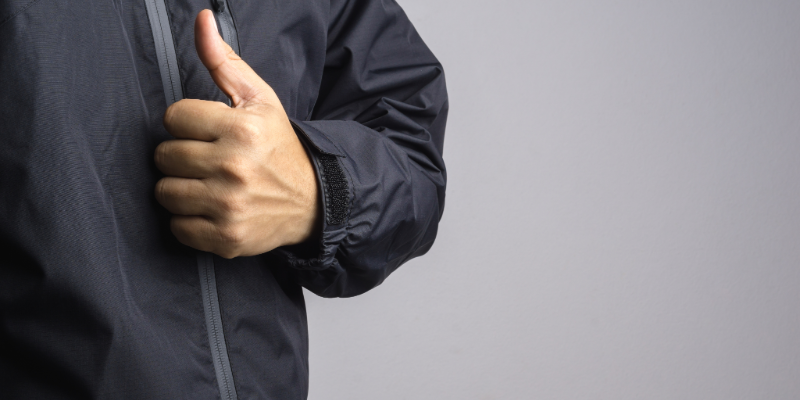 What are the benefits of a softshell jacket?